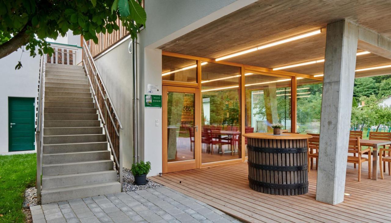 Ferienwohnung Am Weingut Eisenbock Strass  Eksteriør billede